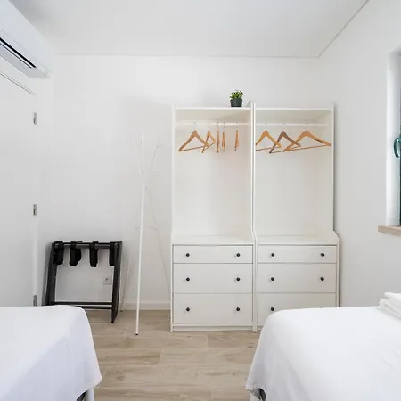 Ground-floor In Elite Area Of Apartment *